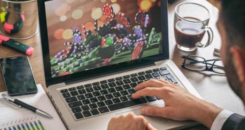 Advantages and Disadvantages of Online Gambling