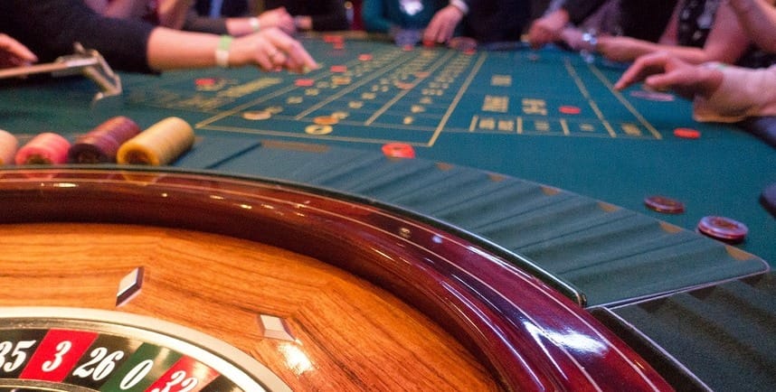 Top 5 Benefits Of Playing Casino Games Online